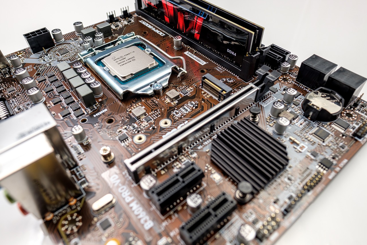 cpu-4393375_1280.jpg